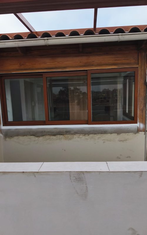 ventana de vidrio S.T. General Service